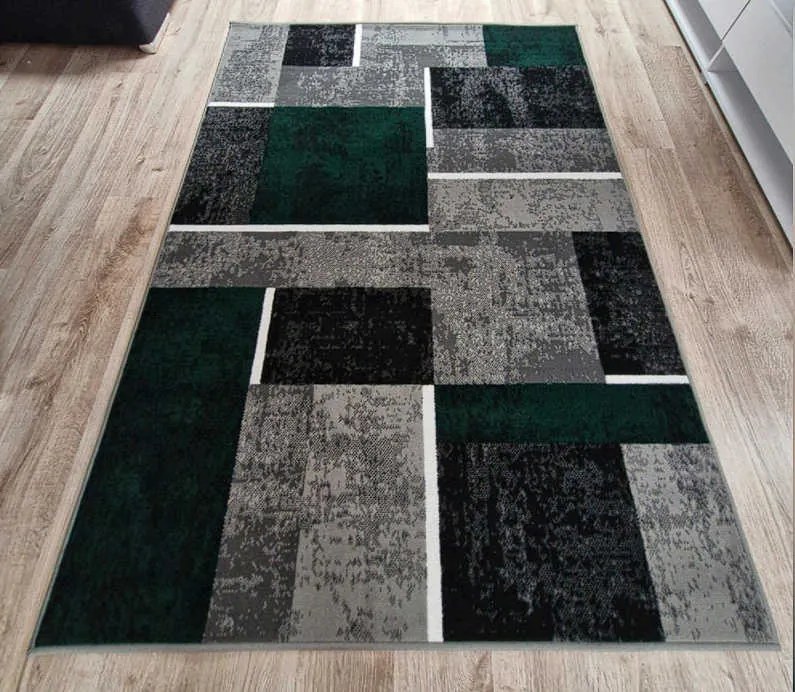 HU Sivo-zelený geometrický kockovaný obdĺžnikový koberec NEW IDEA 90311-0574 Rozmer: 80x150 cm
