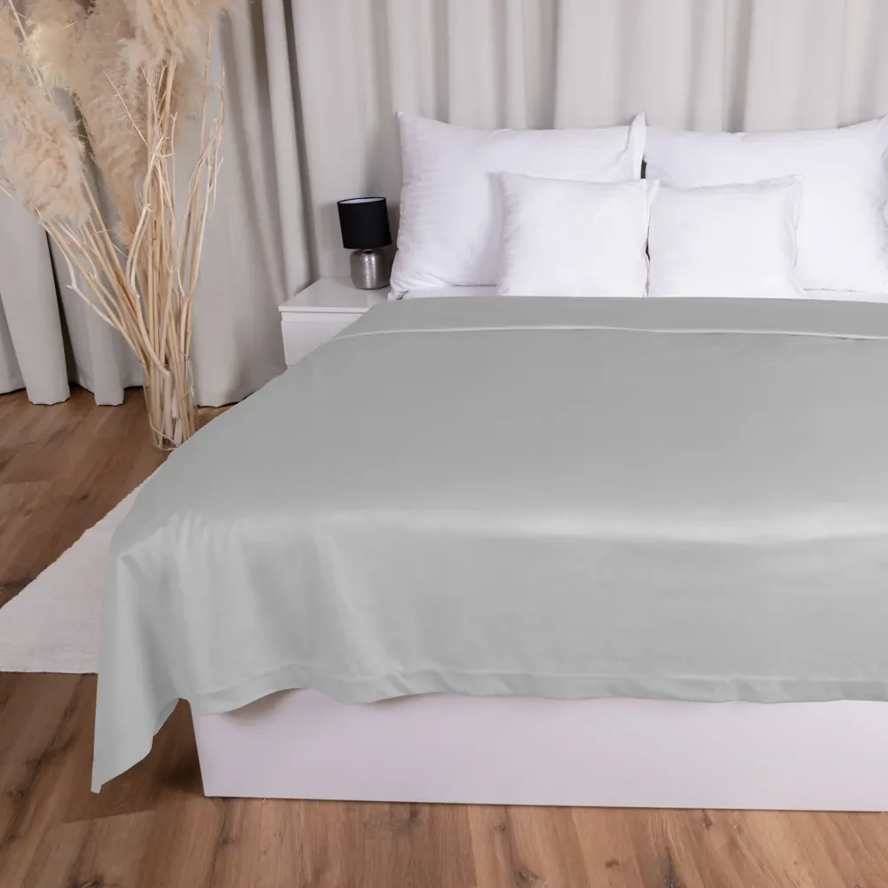 Biante Zamatový prehoz na posteľ Velvet Prémium SVP-027 Svetlo sivý 220x240 cm
