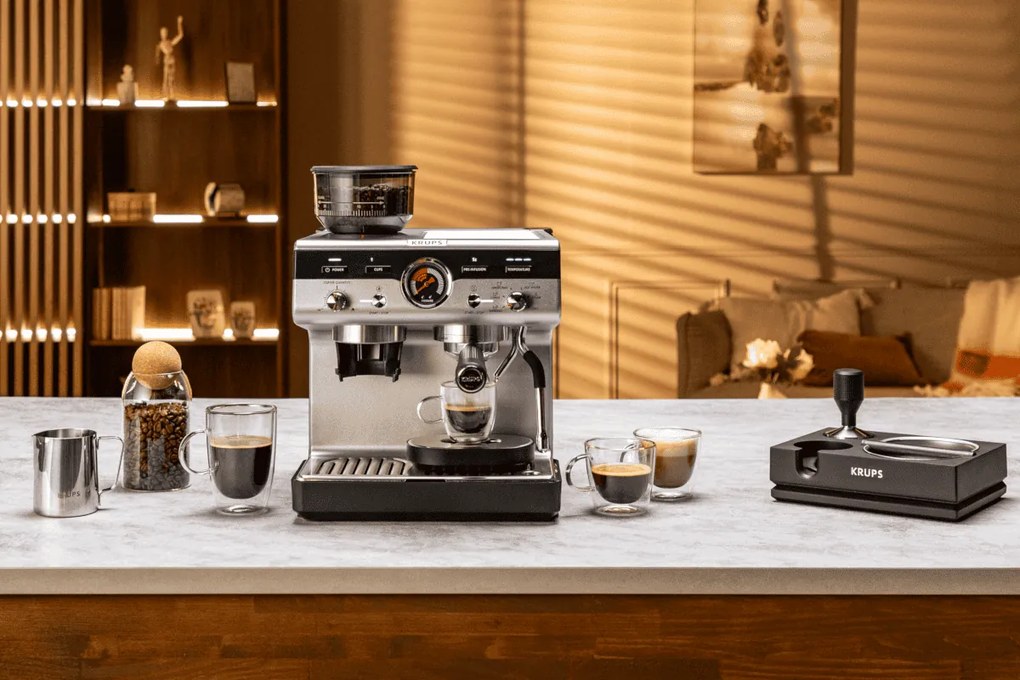Pákový kávovar KRUPS Precision+ XP804T10 Hliníkový/Čierny