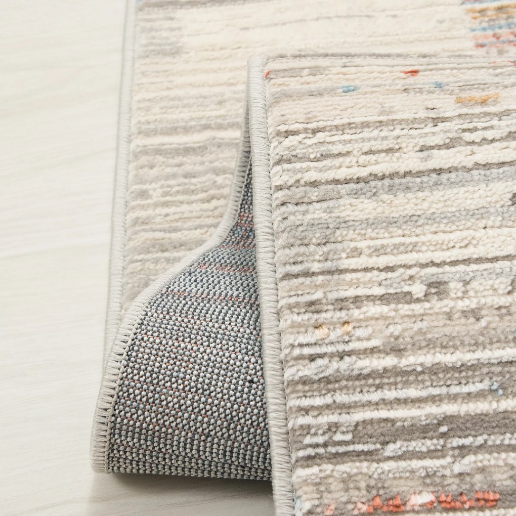 TA Koberec G498C WHITE/SALMON PORTLAND HIK Biely Obdĺžnikový Rozmer: 140x200 cm