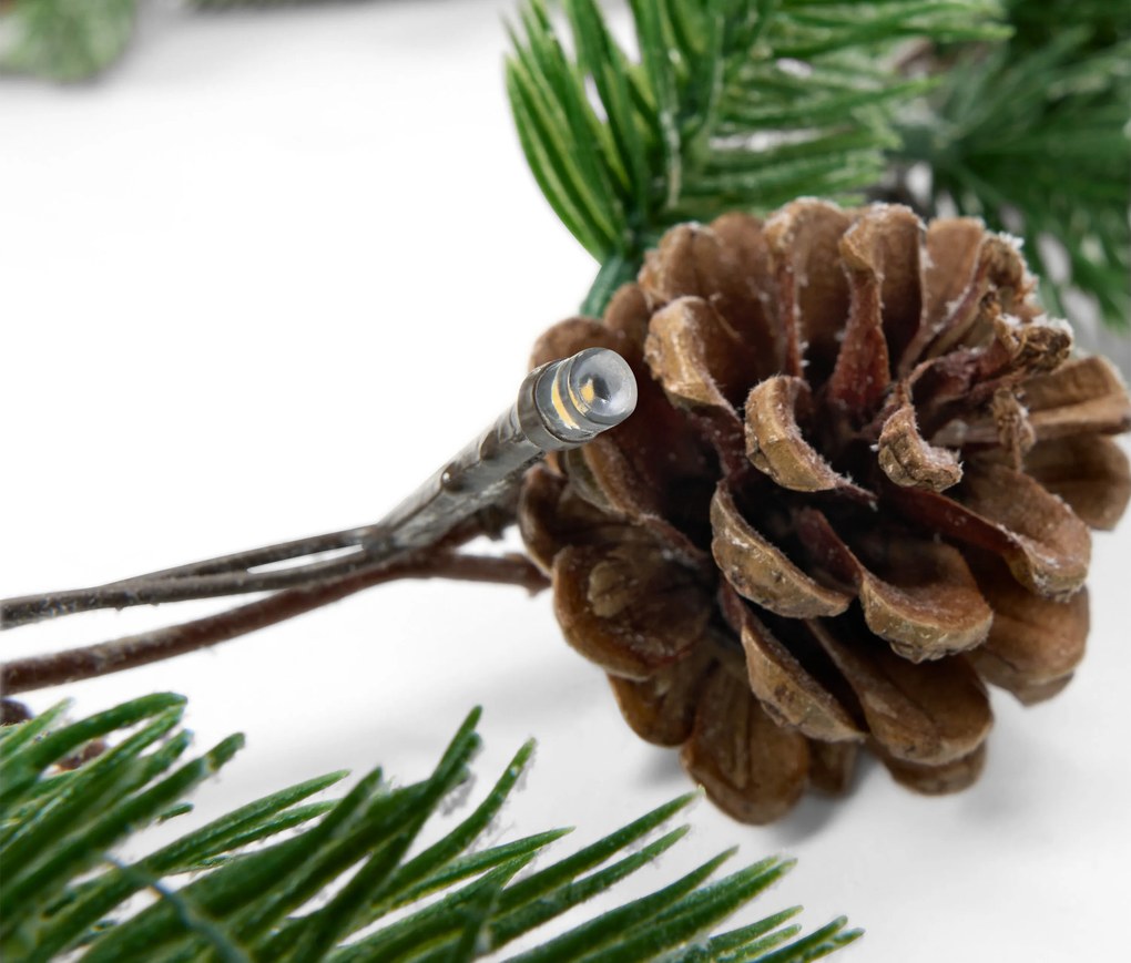 Svetelná reťaz s LED