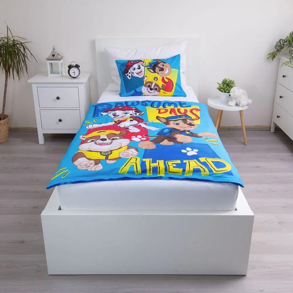 Modré bavlnené detské obliečky do postieľky 100x135 cm Paw Patrol "Pawsome days ahead" – Jerry Fabrics
