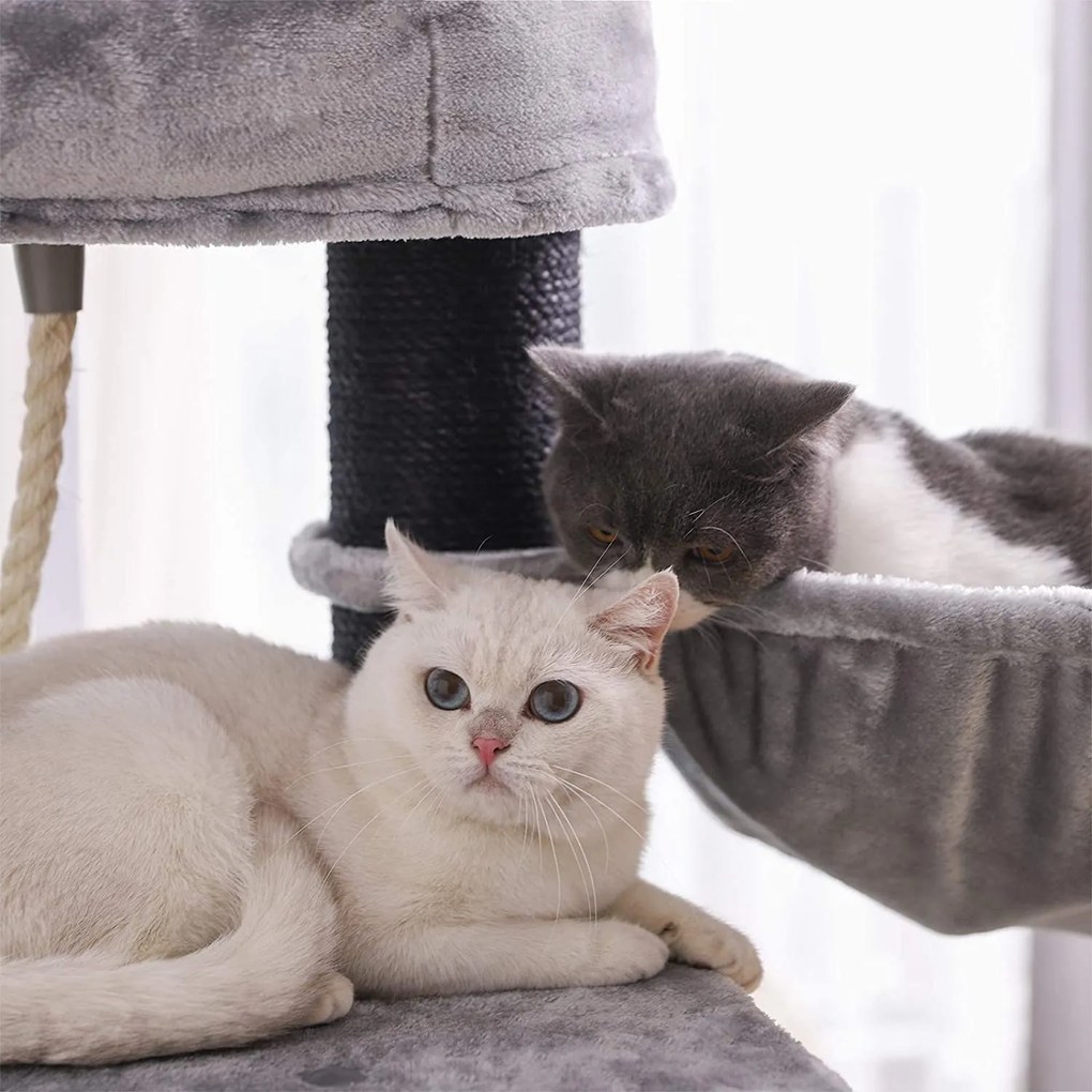 Veľké škrabadlo pre mačky s plyšovým košíkom a jaskynkou, svetlošedé