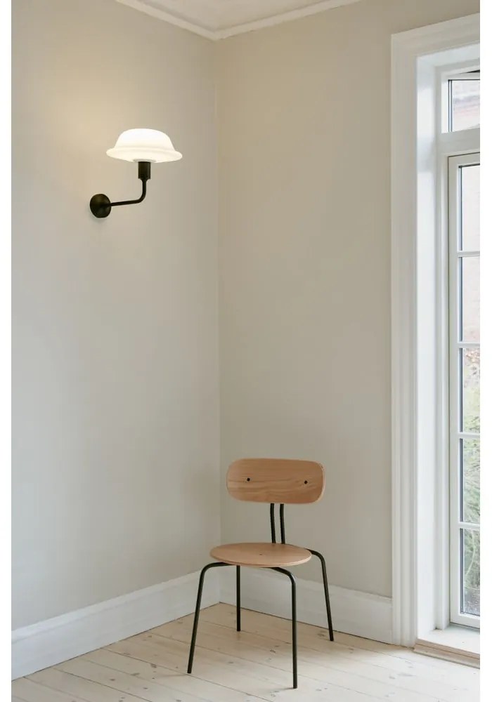 Čierne kovové nástenné svietidlo bez tienidla Santé – UMAGE