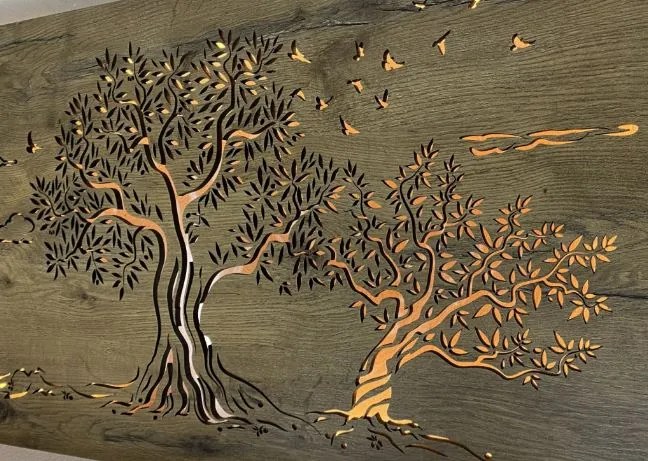 Obraz troch stromov s led podsvietením na batériu