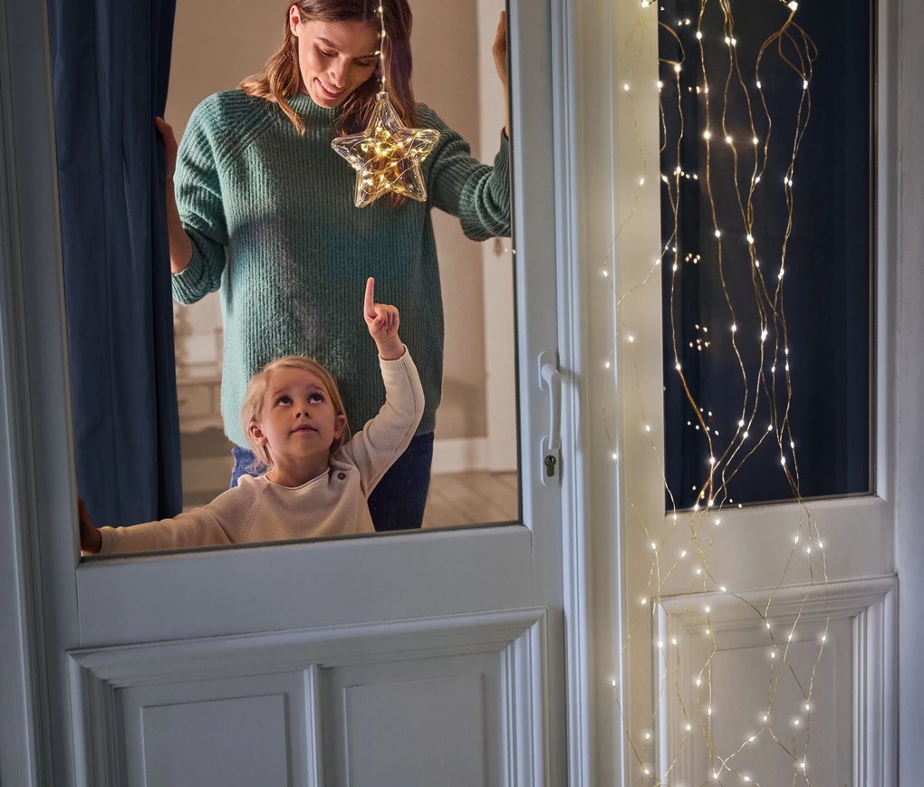 LED veniec s opletenou svetelnou reťazou