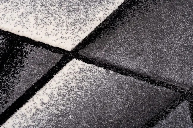 Koberec Sumatra J374C Shapes sivý, červený