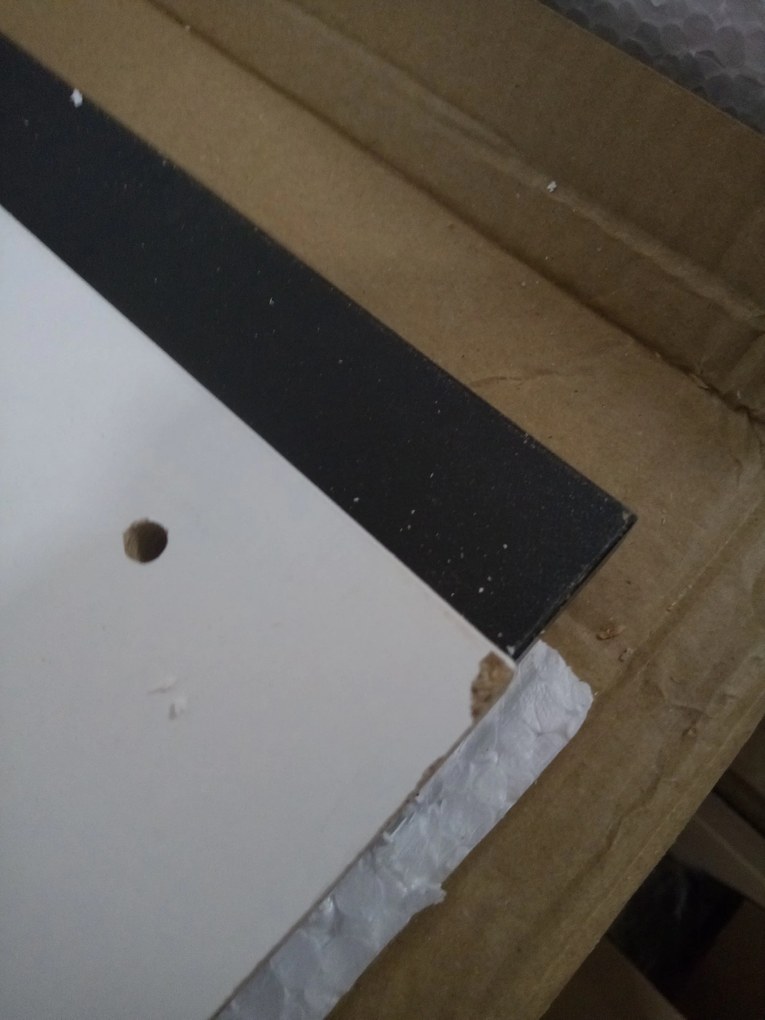 AKCIA Čierny jedálenský stôl s bielymi nohami MADO 120x80 II. akosť