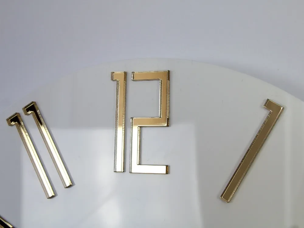 Nástenné hodiny Slim Gold biele
