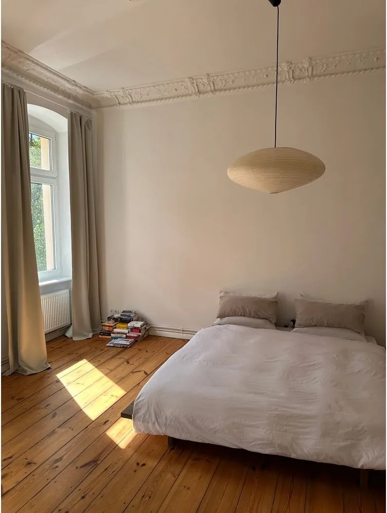 Hnedá dvojlôžková posteľ z borovicového dreva s roštom 140x200 cm Japan – Karup Design