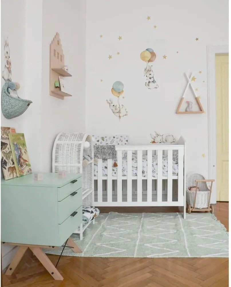 Samolepka do detskej izby sada bielych šťastných králikov v ríši divov