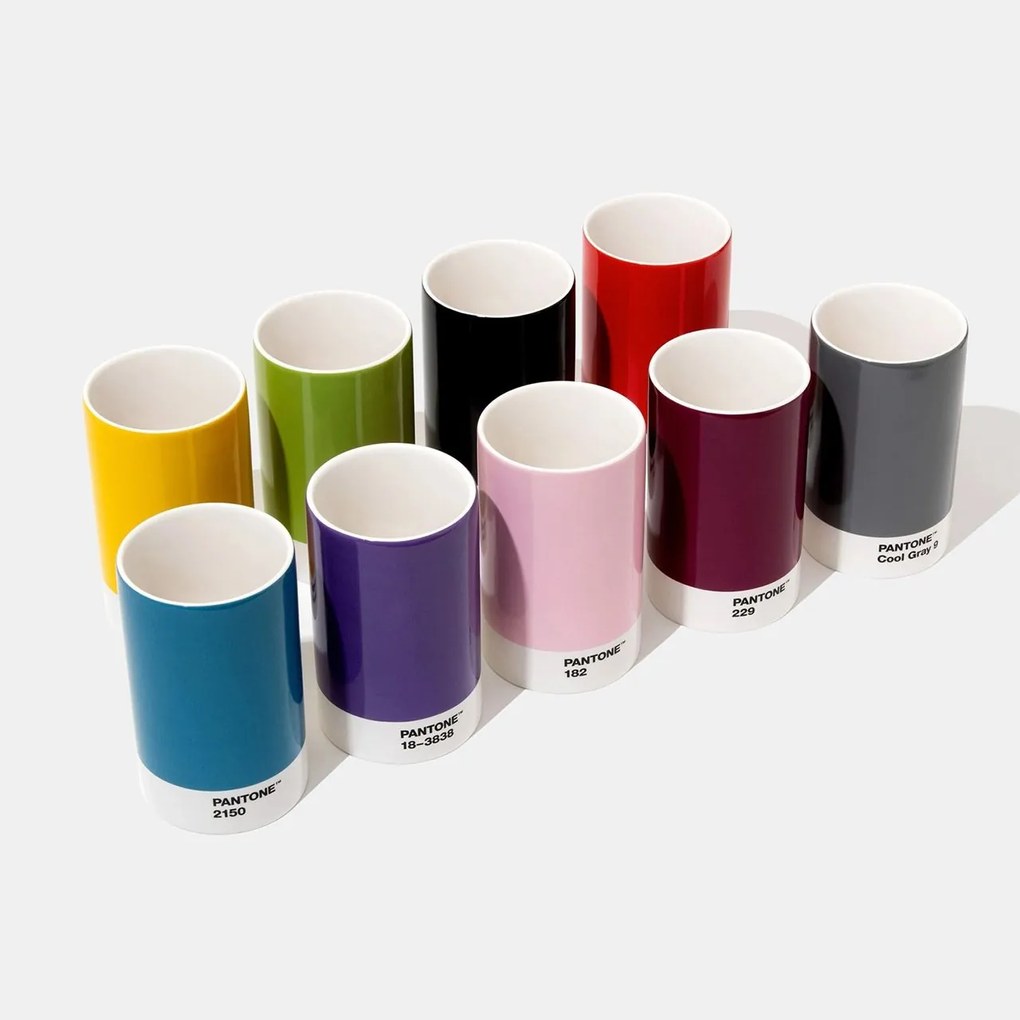 PANTONE Porcelánový stojan na ceruzky — Yellow 012 Ø 7 × 11,5 cm