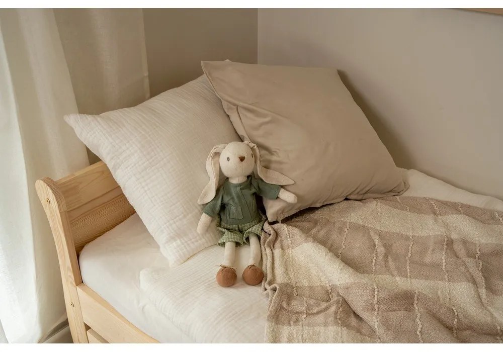 Detská posteľ z borovicového dreva s roštom 80x200 cm v prírodnej farbe Roma – Adeko