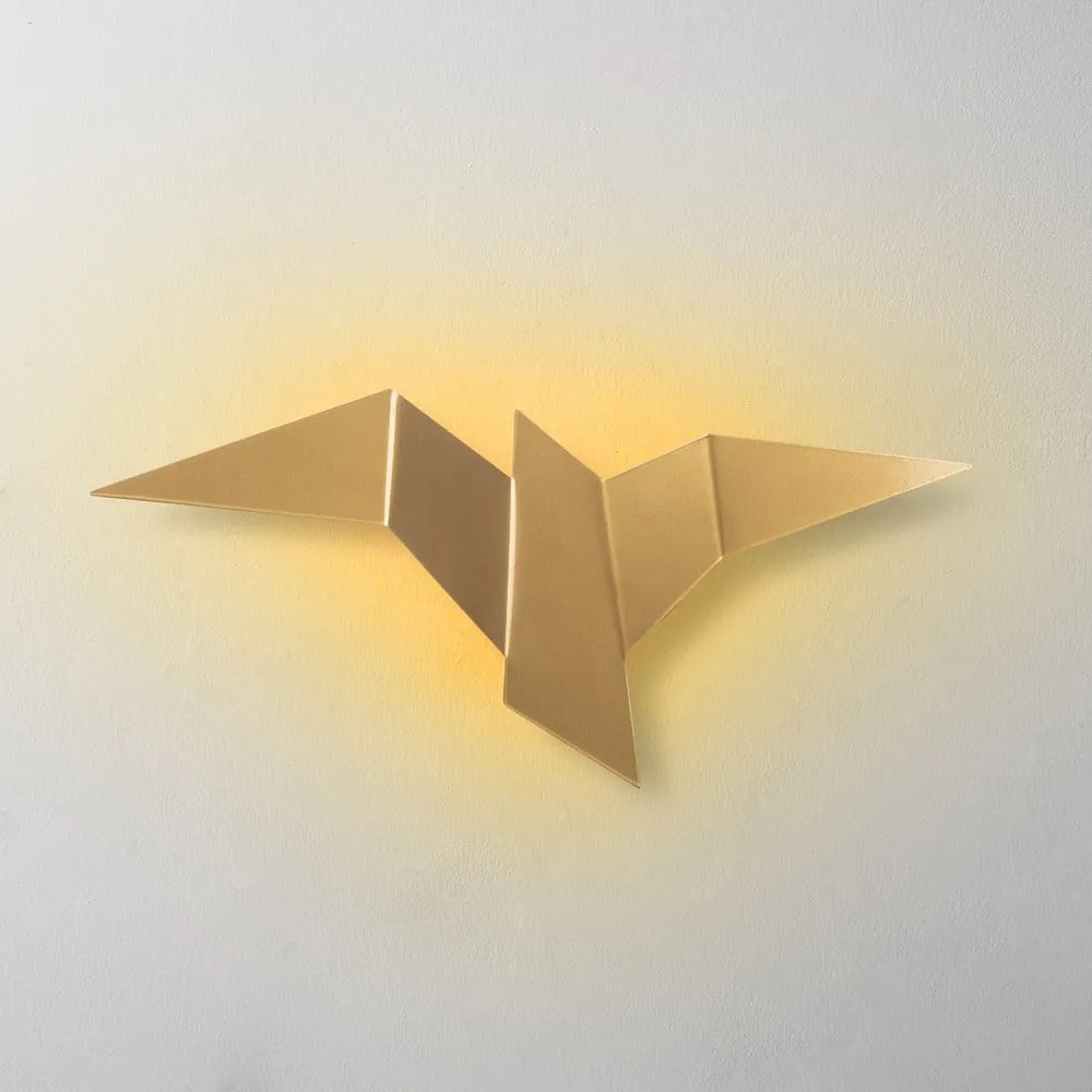 LED nástenné svietidlo v zlatej farbe Pacali – Opviq lights