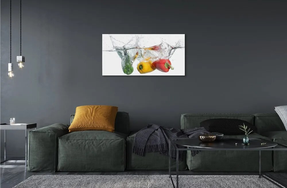 Obraz na skle Farebné papriky vo vode 120x60 cm