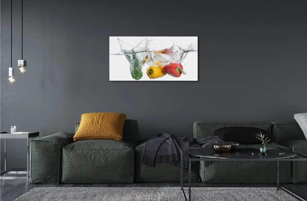 Obraz na skle Farebné papriky vo vode 125x50 cm