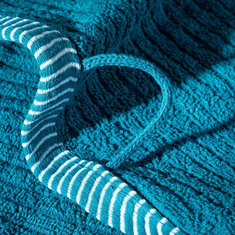Froté osuška TEO tmavo tyrkysová 70 x 140 cm
