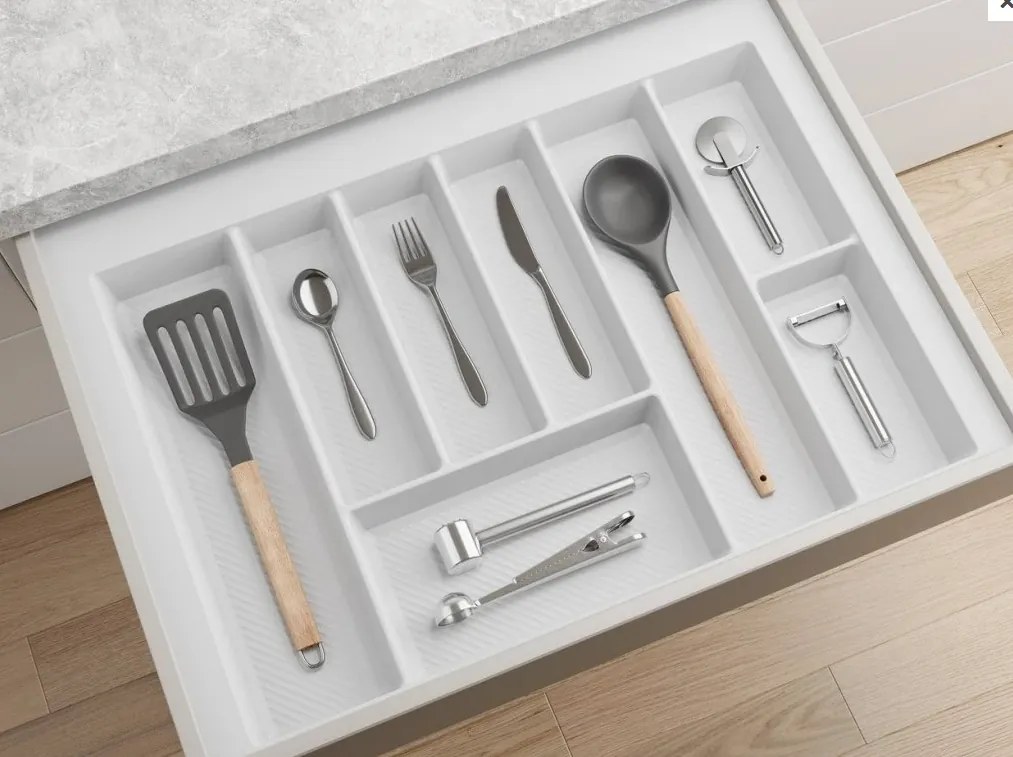 IN-DURO Príborník STRIPES 59 - 65 cm s hĺbkou 42 - 49 cm, biela