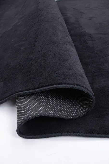 Protišmykový koberec PLUSH čierny