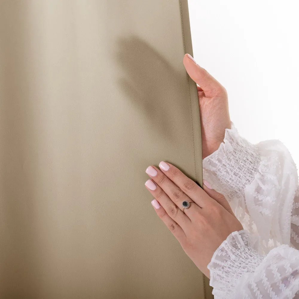 Béžový dimout záves 140x250 cm Carli Tie – Restilo