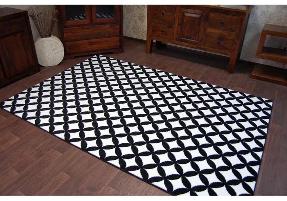 Kusový koberec Karo čierny 120x170cm