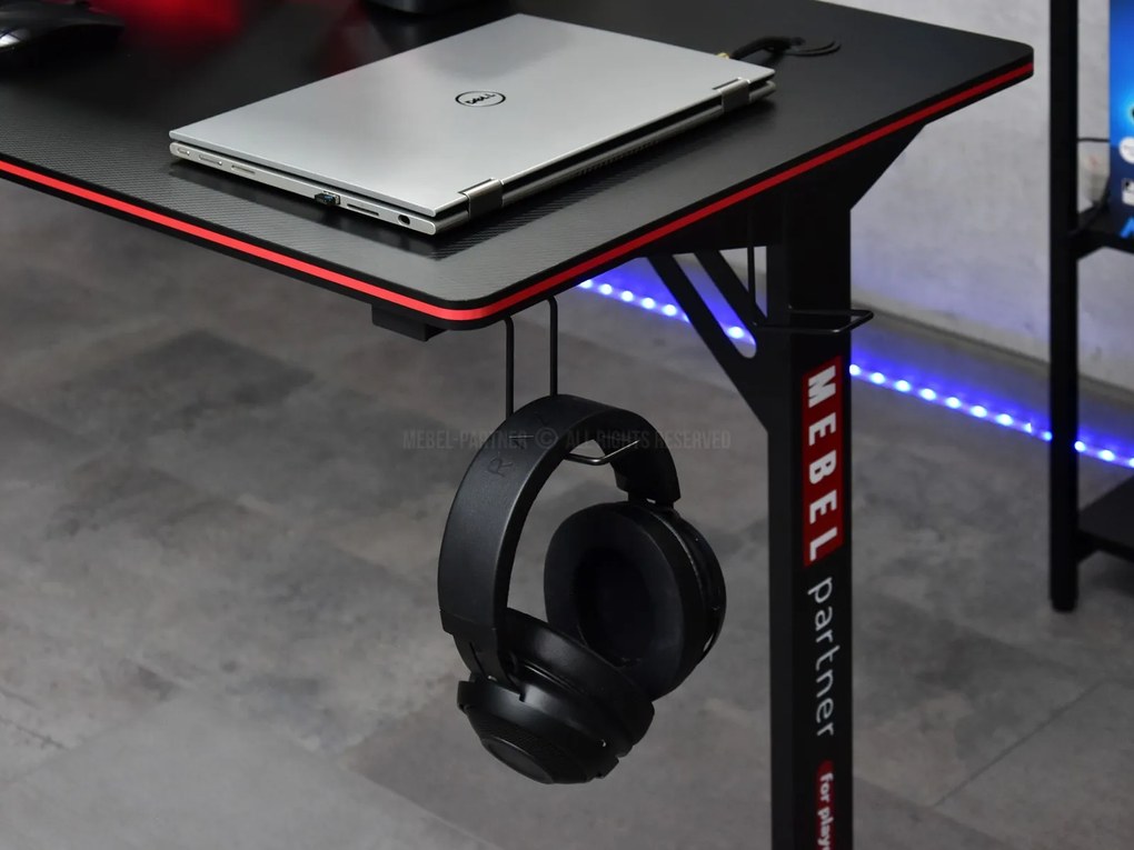PC stolík Matts 160 (čierna). Vlastná spoľahlivá doprava až k Vám domov. 1109783