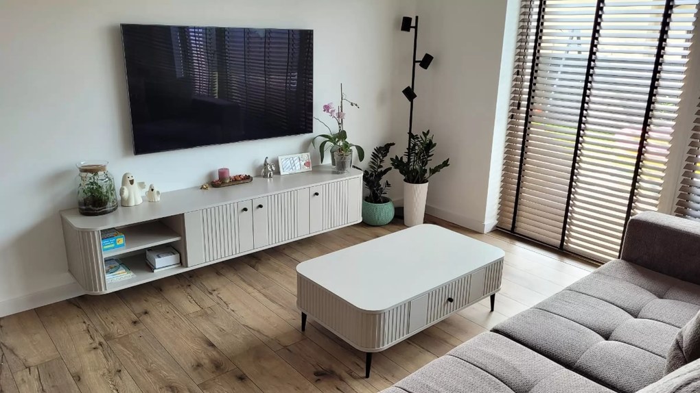 Závesná TV skrinka Vesper 3D 187 cm - kašmír / čierne úchytky