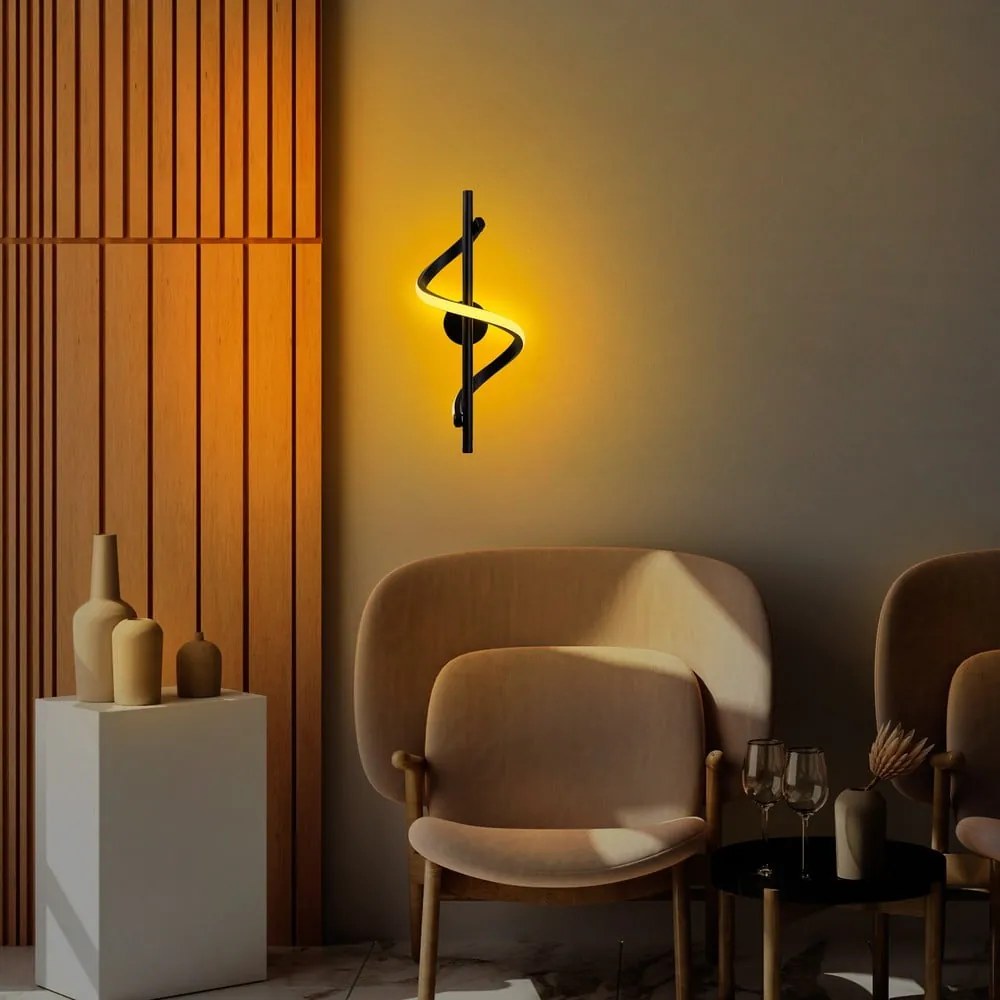 Čierne LED nástenné svietidlo ø 7 cm Likma – Opviq lights
