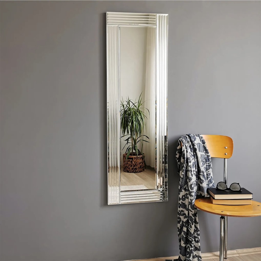 Zrkadlo Silvery II (Strieborná). Akcia -18%. Vlastná spoľahlivá doprava až k Vám domov. 1072147