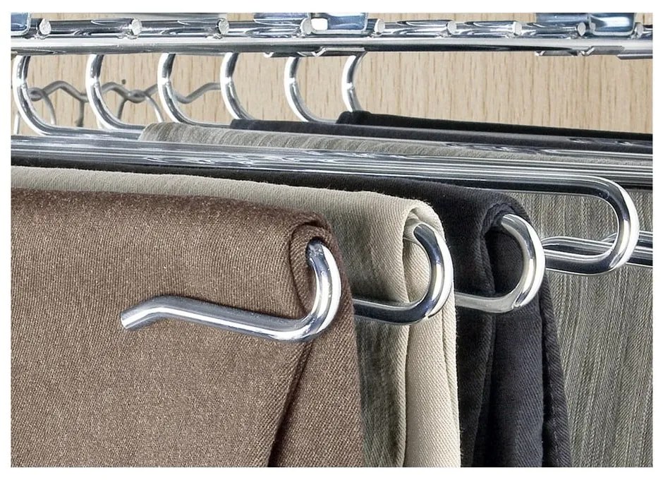Vysúvateľný vešiak na nohavice Wenko Wardrobe