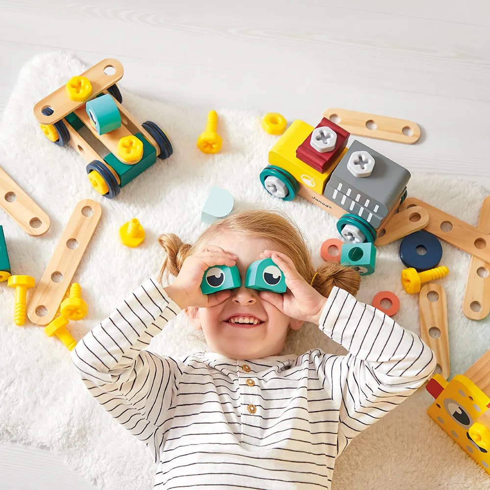 BricoKids - Drevená montážna stavebnica s náradím - 100 ks