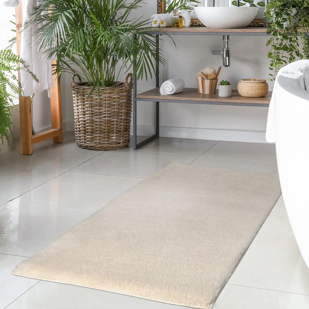 Dekorstudio Kožušinový koberec do kúpeľne TOPIA mats - béžový Rozmer koberca: 40x60cm