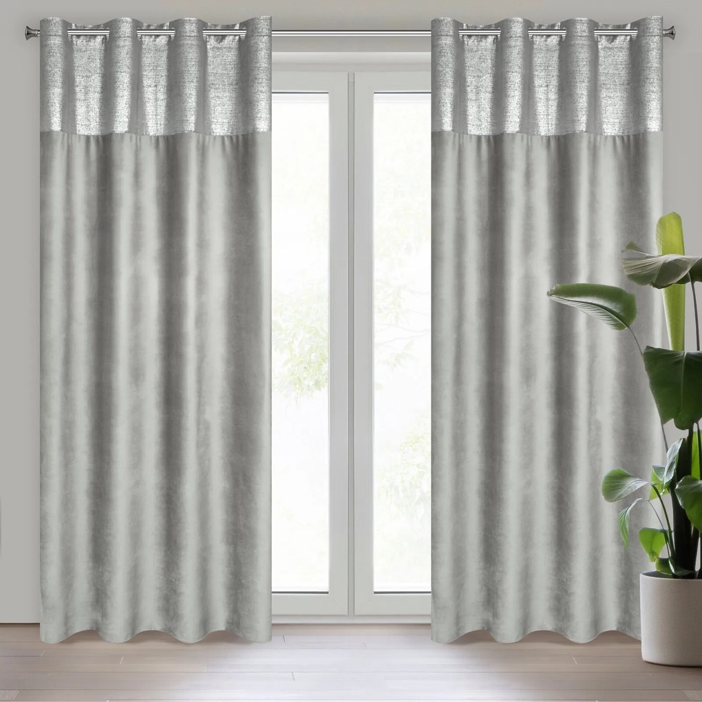 ZATEMŇOVACÍ ZÁVES NA KRÚŽKOCH PERI 140X250 CM STRIEBORNÁ