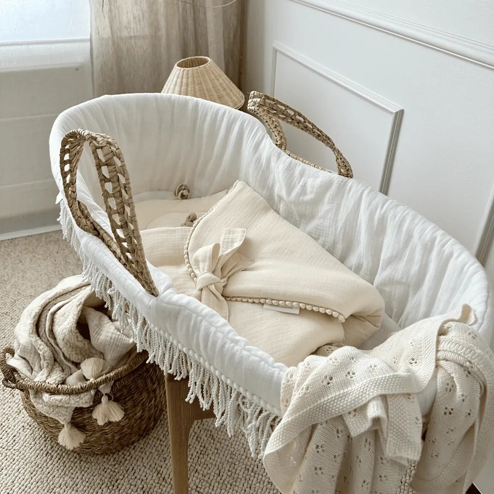 Mušelínová zavinovačka s lemovaním vanilka 70x70cm