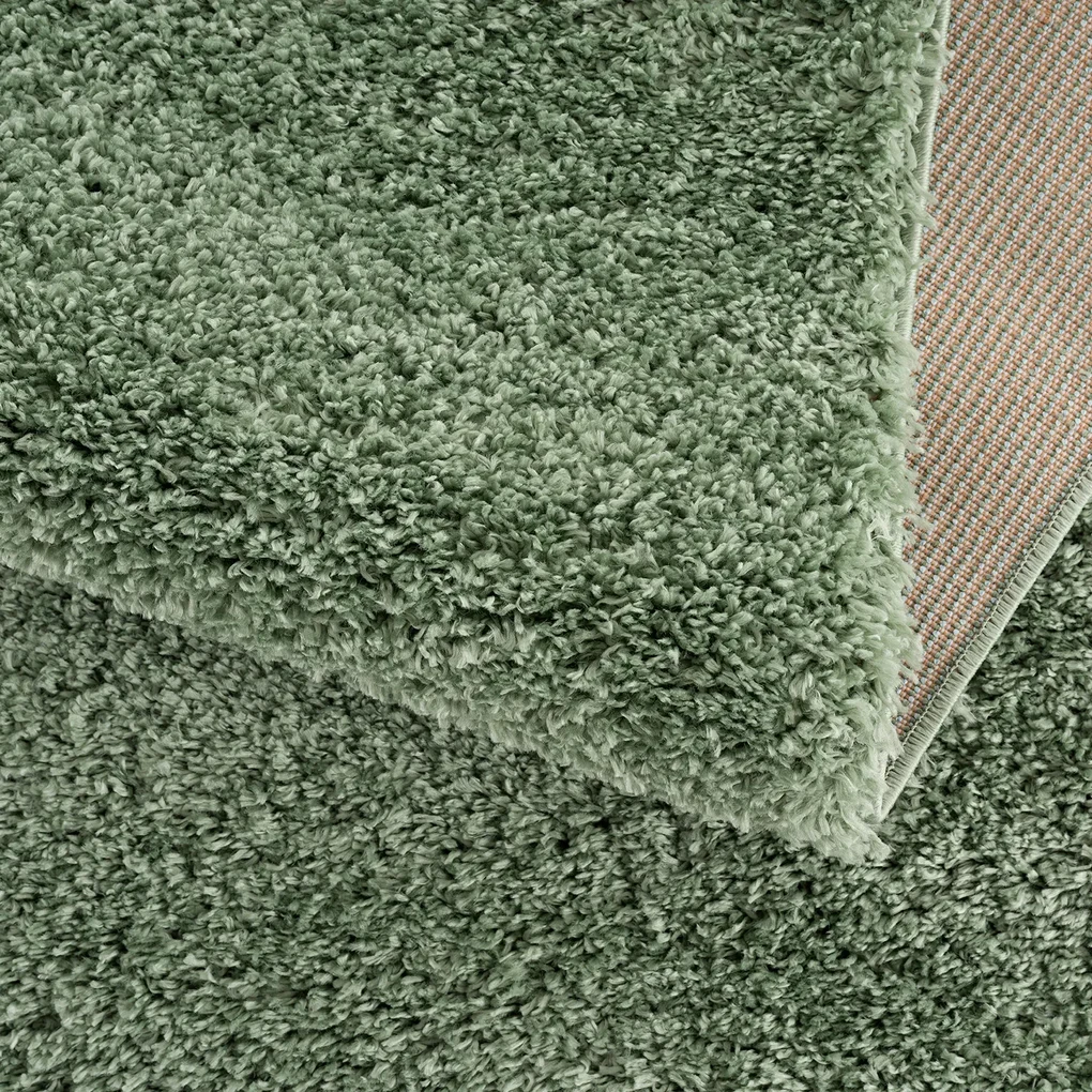 Dekorstudio Jednofarebný shaggy koberec PULPY zelený Rozmer koberca: 80x300cm