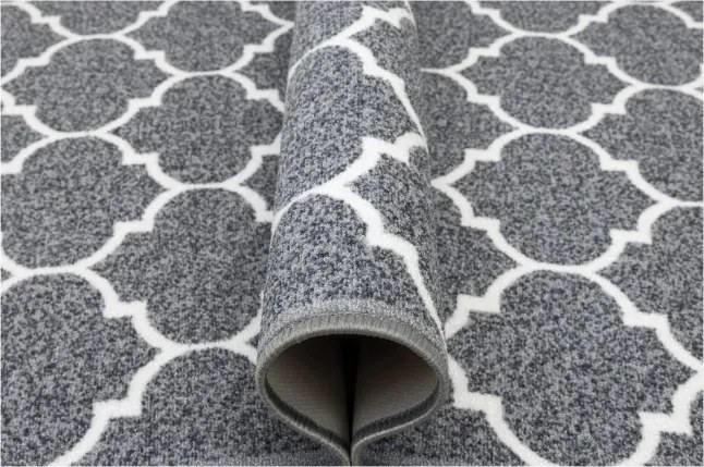 Protišmykový koberec / behúň CLOVER svetlosivý