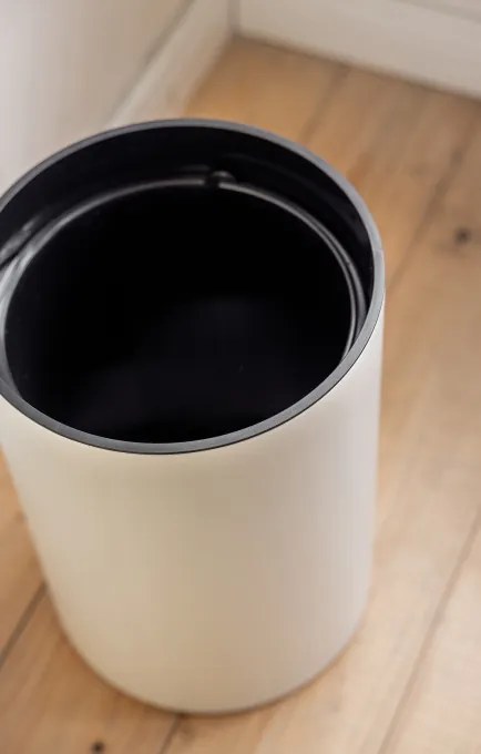 Odpadkový kôš JUNK biely 17 l