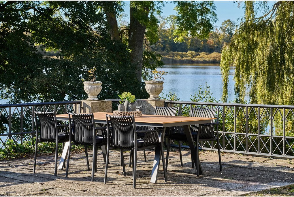 Záhradná stolička Tantinaina (čierna). Akcia -10%. Vlastná spoľahlivá doprava až k Vám domov. 1147718