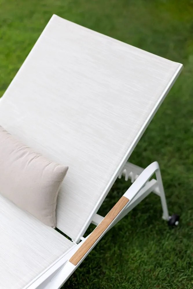 KETTLER DIAMOND hliníkové ležadlo s teakovými opierkami