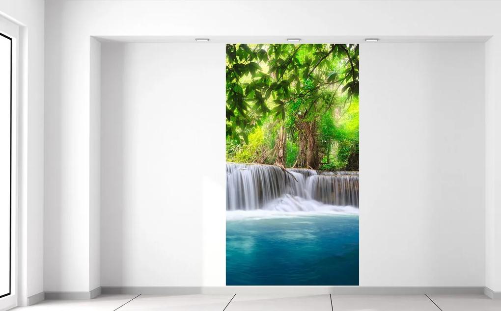 Gario Fototapeta Číry vodopád v džungli Veľkosť: 400 x 268 cm, Materiál: Samolepiaca