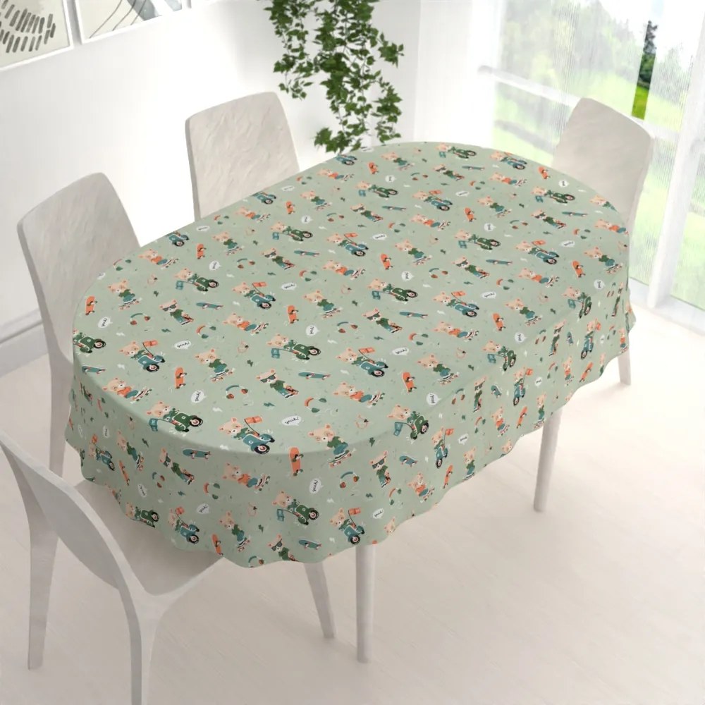 Biante Detský bavlnený oválny obrus Sandra SA-468 Medvedíkovia na motorkách na zelenom 140x200 cm
