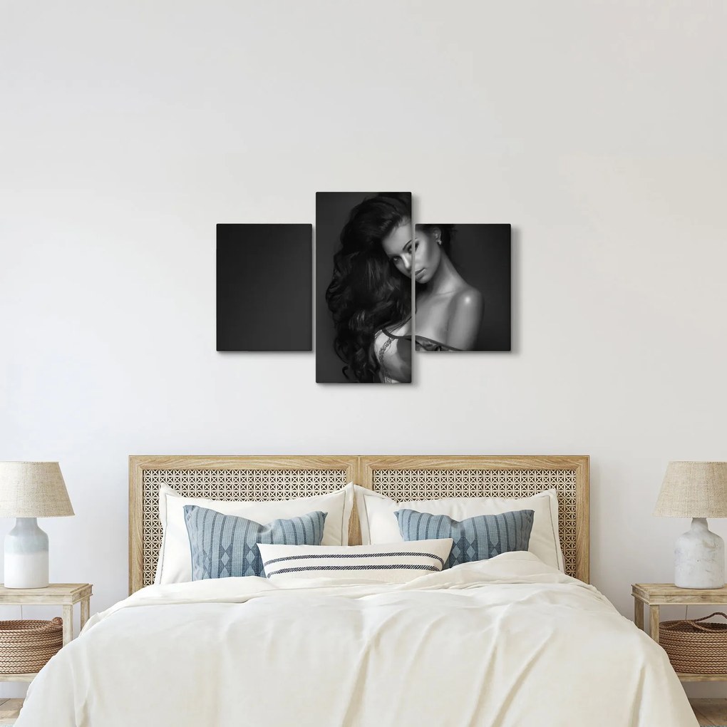 Obraz - Čiernobiely portrét zvodnej ženy (90x60 cm)