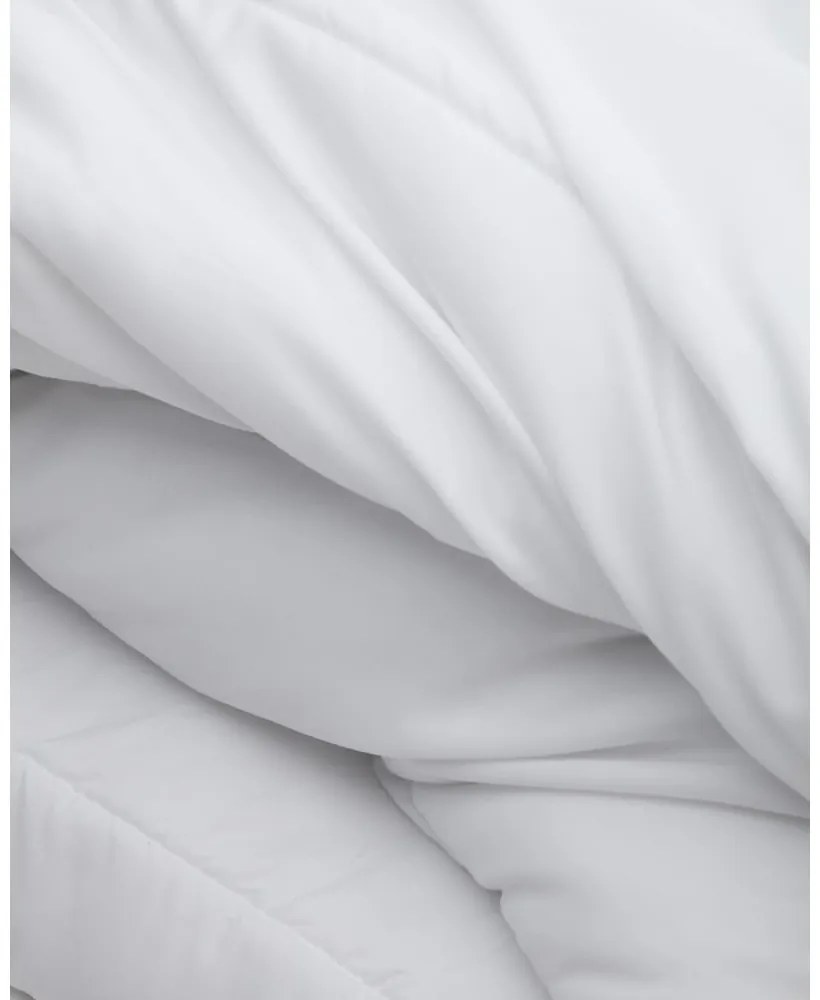 Celoročná prikrývka 150x220 cm Mistral – Kave Home