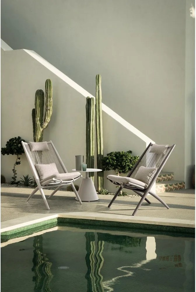 Béžové kovové záhradné kreslo Aloha – Bizzotto