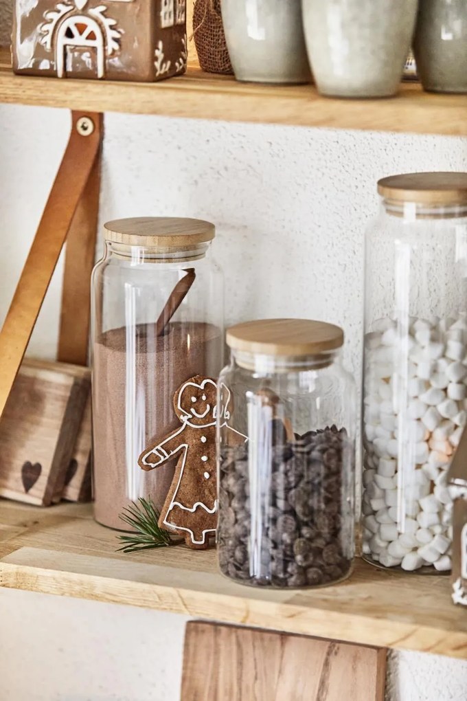 IB Laursen Sada podtáckov so srdcom z akáciového dreva, set 4 ks