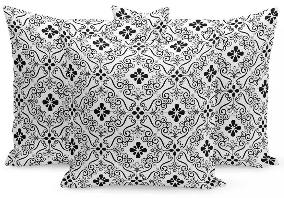Biela obliečka s čierno-bielymi ornamentmi 50x60 cm