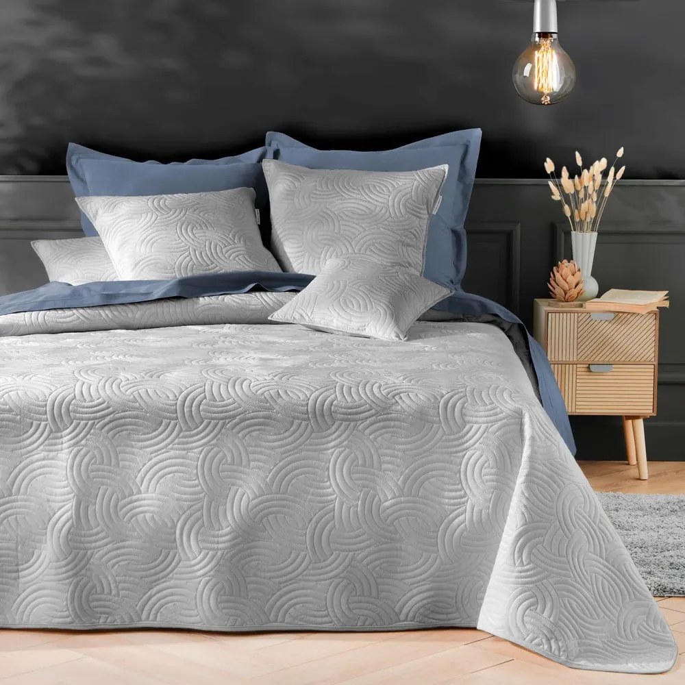 Sivá zamatová súprava prikrývky a obliečky na vankúš 240x260 cm Solange – douceur d'intérieur