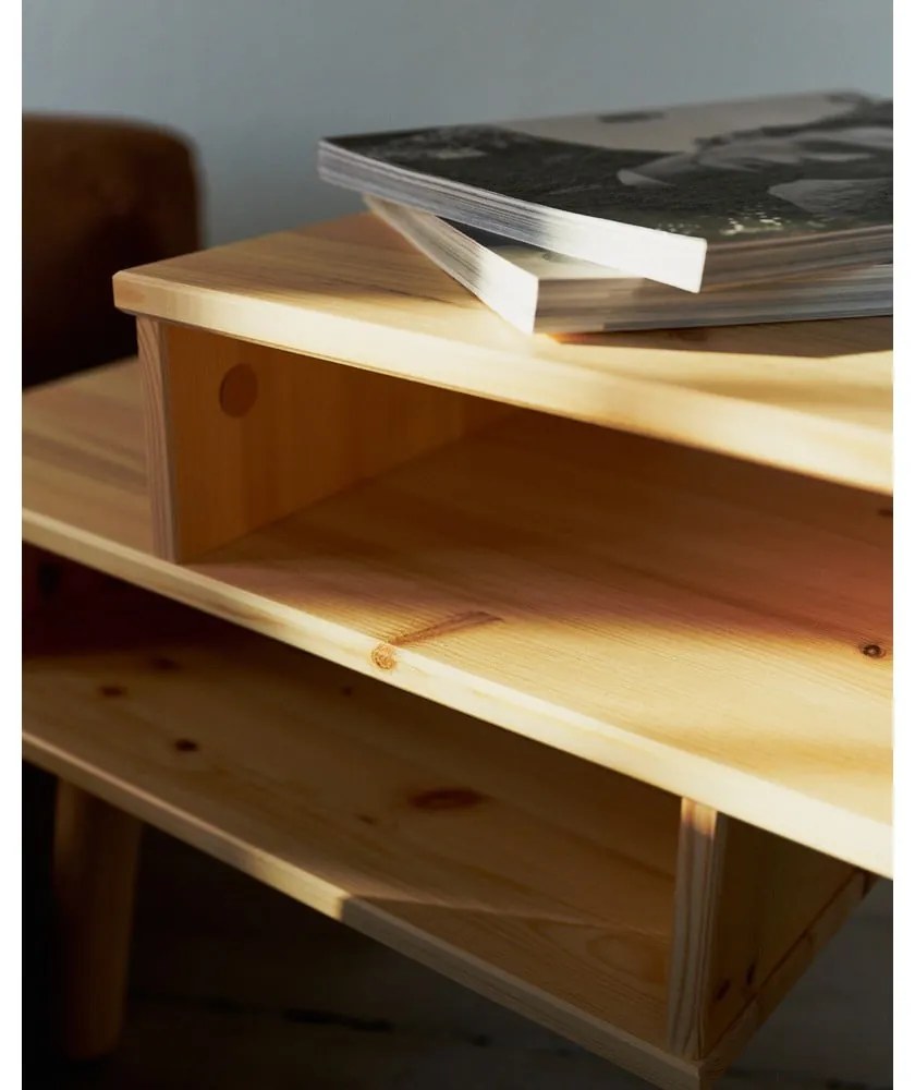 Konferenčný stolík z borovicového dreva v čiernej farbe Karup Design Hako