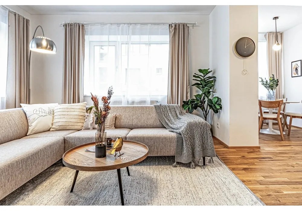 Krémovobiely ručne tkaný bavlnený koberec 60x110 cm Reimagine – Universal