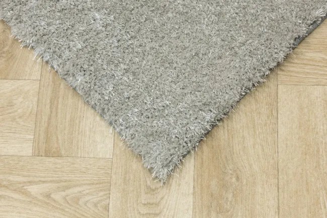 Koberec Shaggy Silky 72 strieborný / sivý